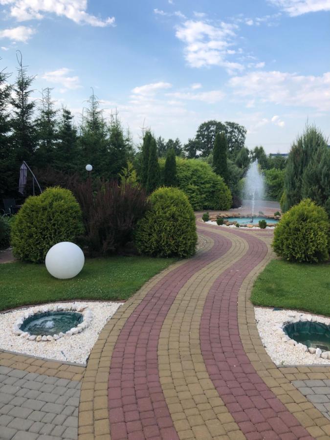 Rezydencja Szmaragdowy Ogrod Konstantynów Łódzki Exteriör bild